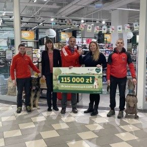 Klienci Maxi Zoo zebrali 230 tys. zł dla zwierzęcych bohaterów